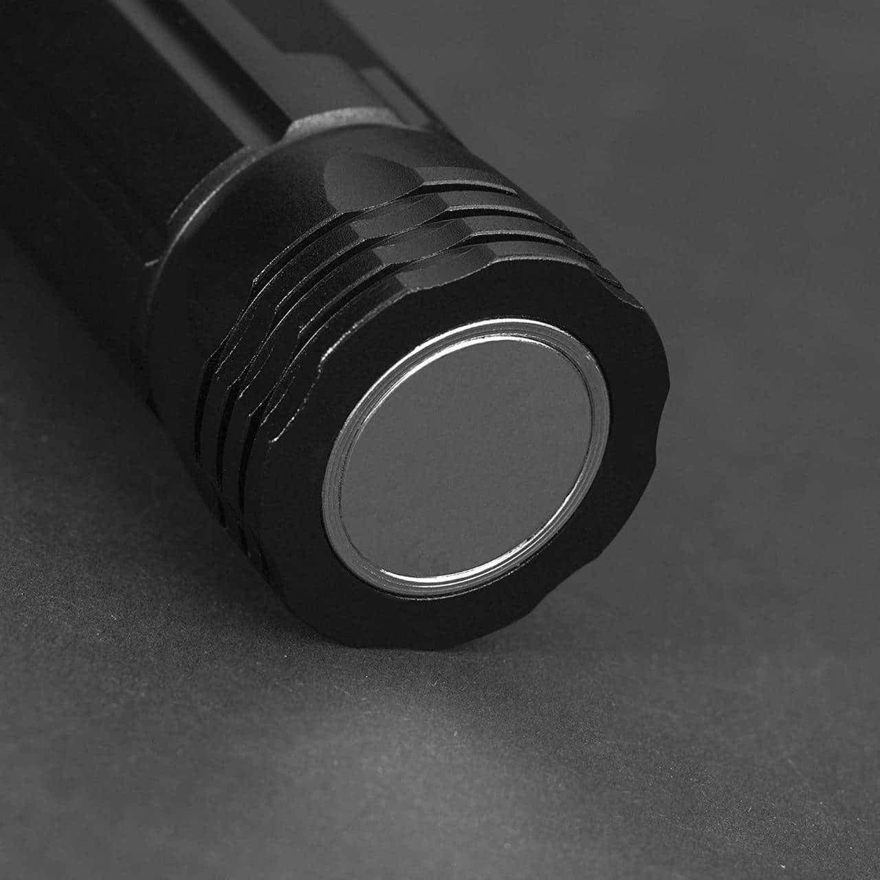 DURACELL FLASHLIGHT EXPLORER +4 AAA BATTERIES DURACELL FLASHLIGHT EXPLORER +4 AAA BATTERIES