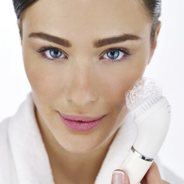BRAUN FACE 832N + FREE NORMAL BRUSH BRAUN FACE 832N + FREE NORMAL BRUSH